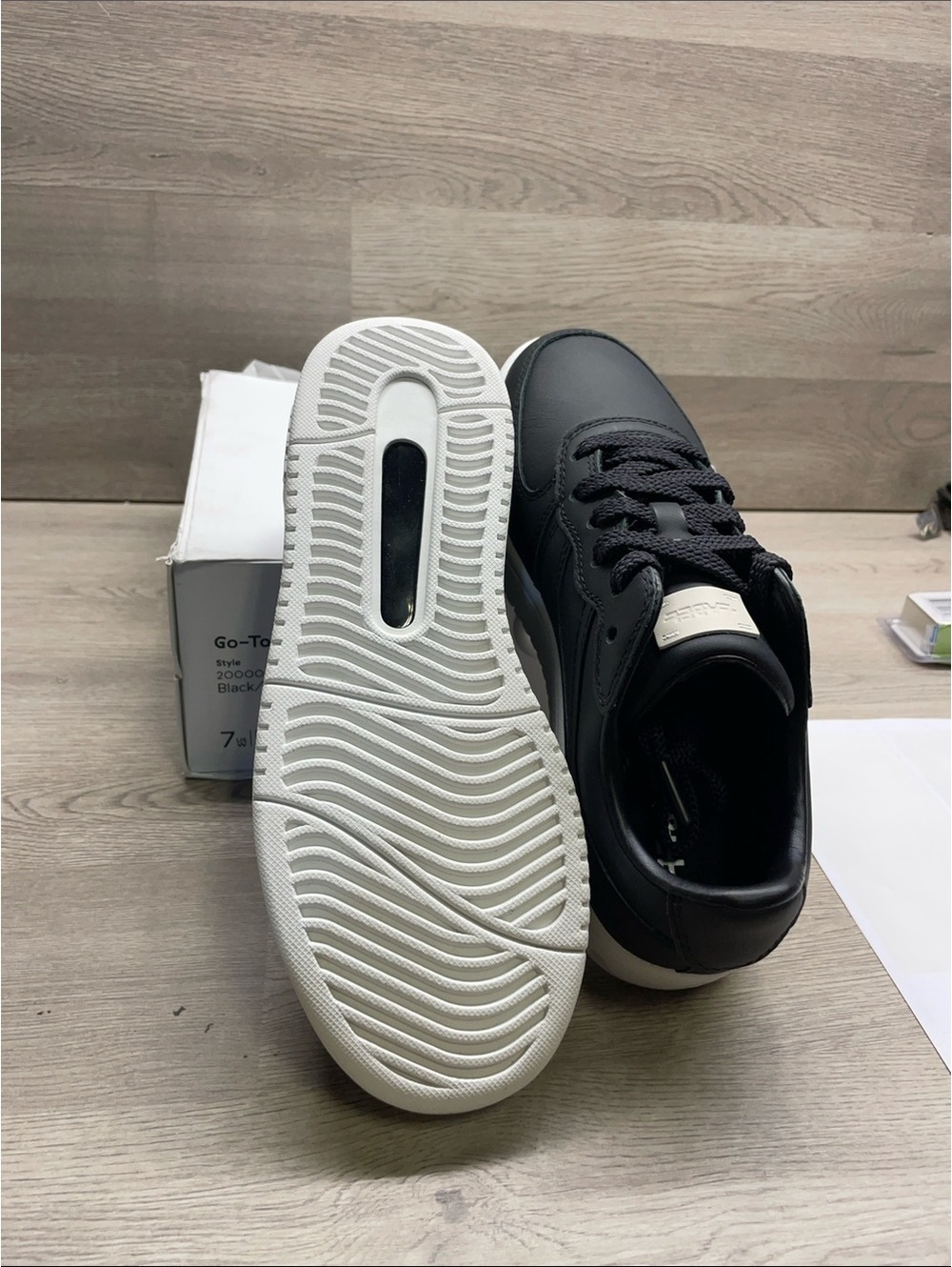 Go-To Low Mens Sneakers - Black/White #48